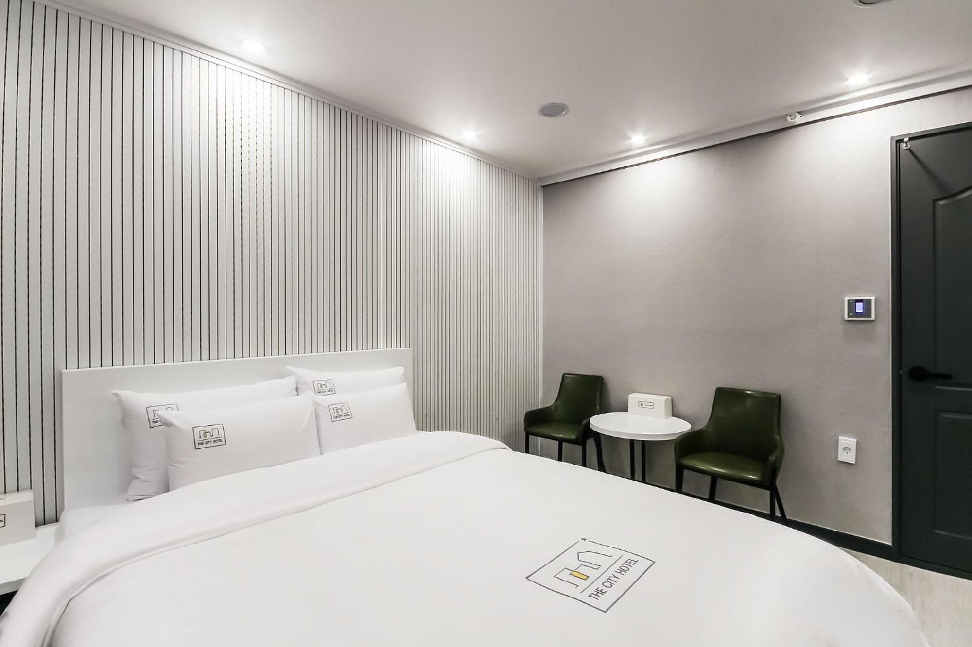 Hotel The City Gwangju Metropolitan City Exterior photo